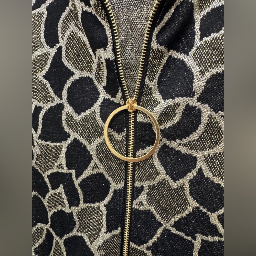 NWT • TRINA TURK • Frosty Meadows Cropped Knit Jacquard Zip-Front Top • Multi 🖤 - Picture 5 of 10